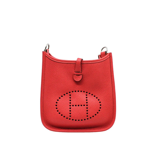 Hermès Mini Evelyne: A casual style to dress up or down