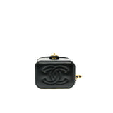 thumbnail Mini Vanity Case In Black Lambskin GHW With Chain Seri ELE3XXXX - L'UXE LINK