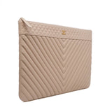 thumbnail large chevron  clutch in leather beige ghw seri 24 - L'UXE LINK