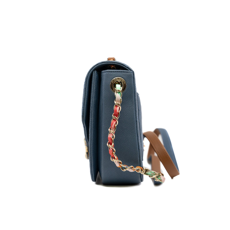 box flap bag with enamel buckle in caviar lake green seri 22