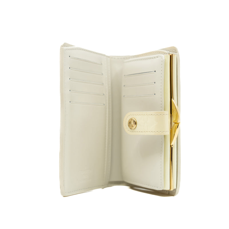 compact wallet in patent white ghw 2007