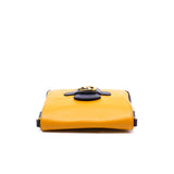 thumbnail marmont flap bag in leather yellow/navy - L'UXE LINK