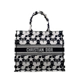 thumbnail Large Dior Book Tote Blue White Dior toile Embroidery 2021 - L'UXE LINK