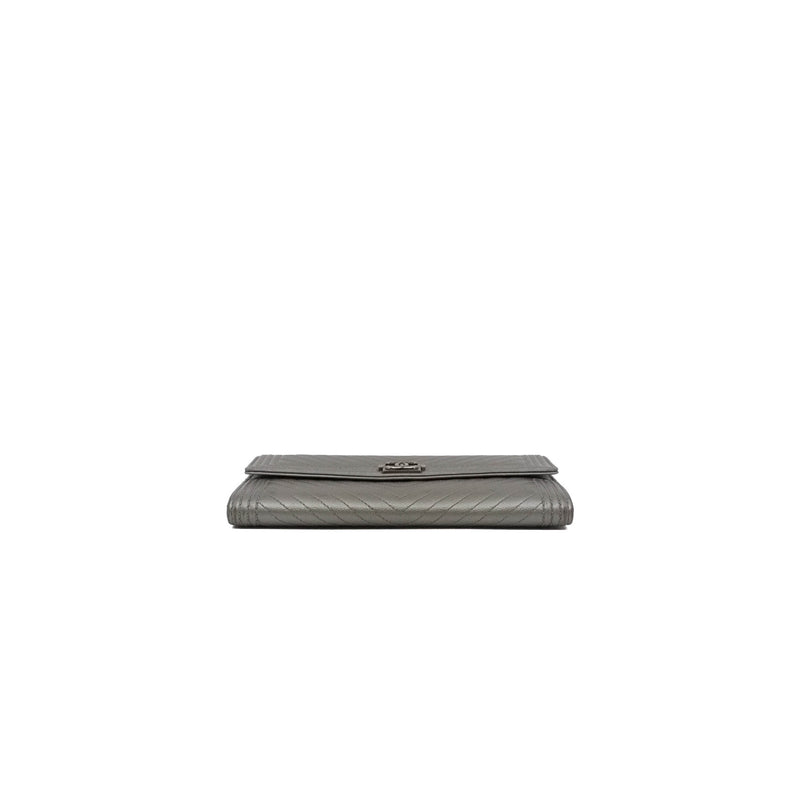 leboy long flap wallet in chavron silver ruthenium hw seri22