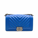 thumbnail leboy medium V( chevron) in lambskin elecric blue ruthenium hw seri 22 - L'UXE LINK