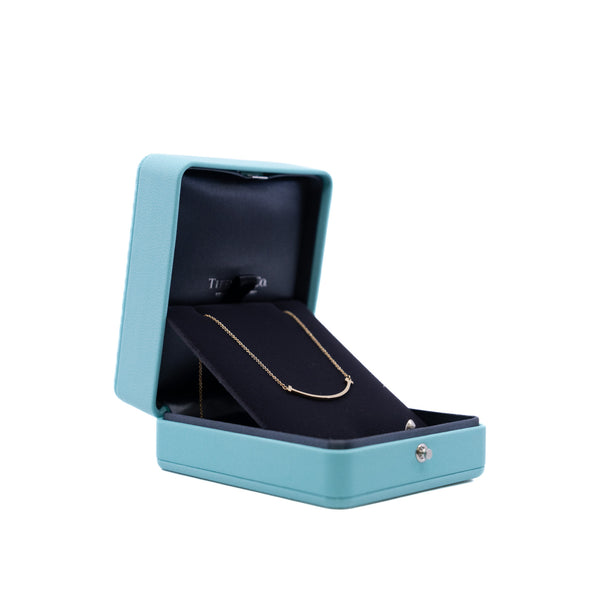 small size smile  necklace in 18k rg