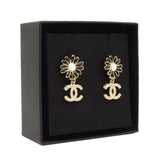 thumbnail medium cc ogo crystal pandent flower pearl earring in light ghw - L'UXE LINK