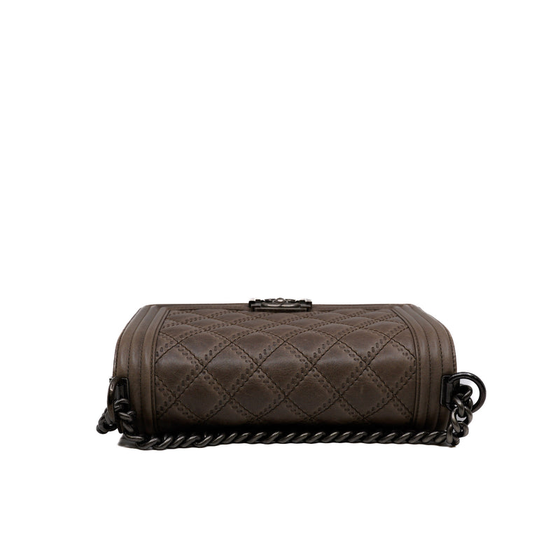 leboy large quilted in calfskin grey/brown aged hw seri 18