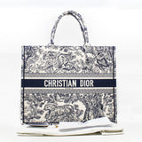 thumbnail Dior Toile De Jouy Book Tote Large Blue Embroidery rrp5000 - L'UXE LINK