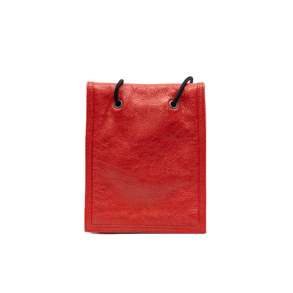 Explorer Small Messenger Bag in red