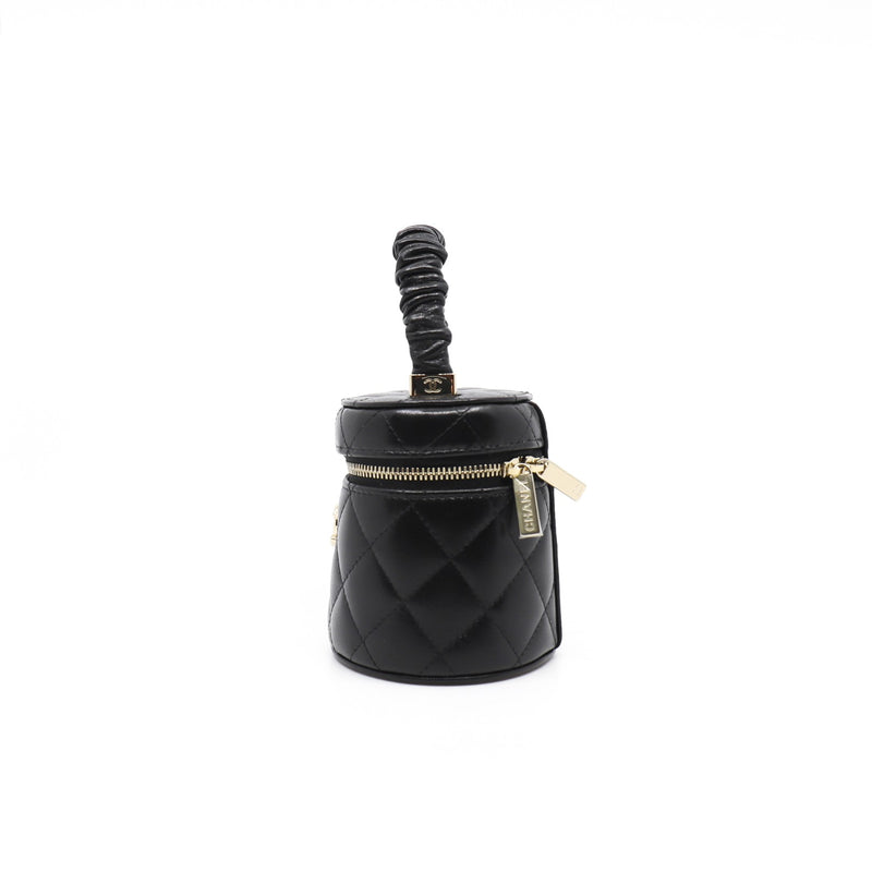 Mini Black CC Ruched Top Handle Vanity Case In Shiny Lambskin GHW Seri 32 - L'UXE LINK