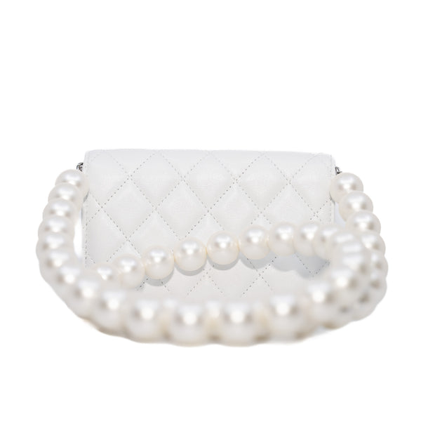 small flap bag with pearl chain in lambskin pearl white phw seri 31