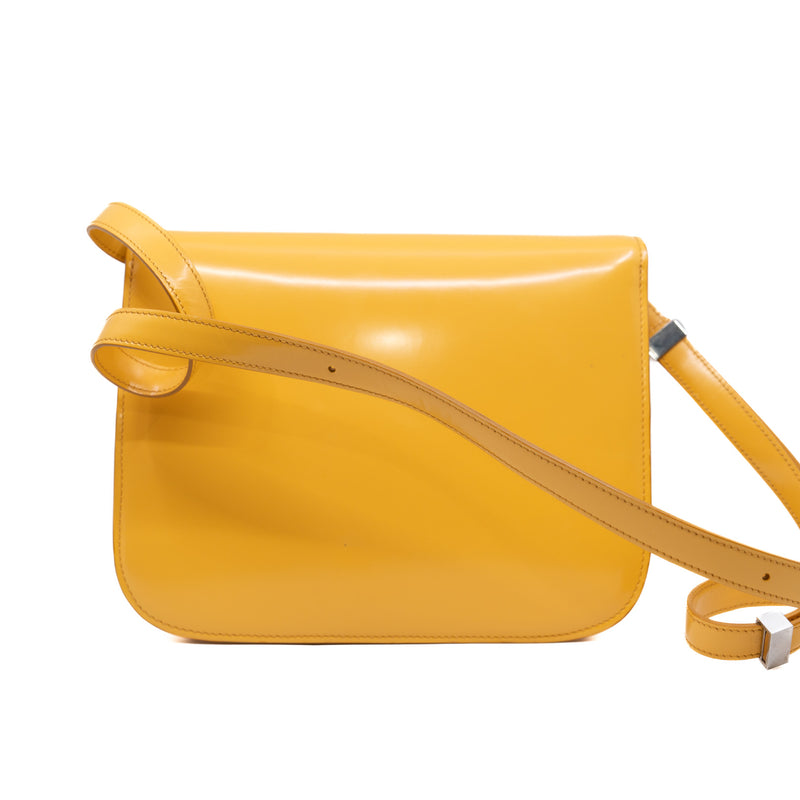 medium classic box in patent yellow ghw