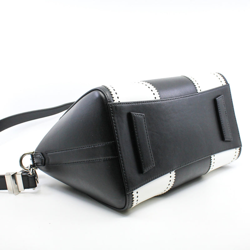 Medium Antigona In Black/White Calfskin Handbag PHW - L'UXE LINK