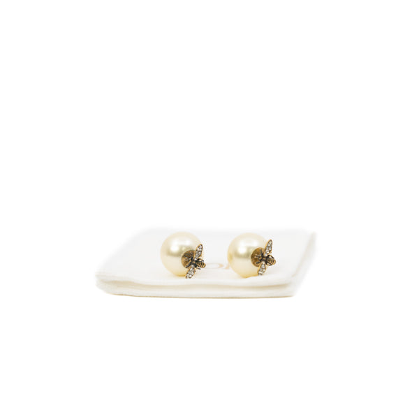 Mise En Dior Tribal Bee Faux Pearl Stud Earrings - L'UXE LINK