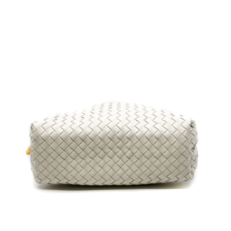 tote shoulder bag in white with strap - L'UXE LINK