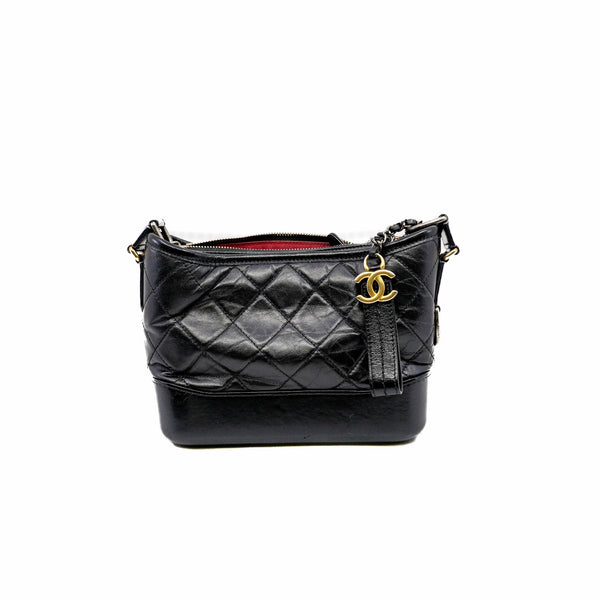 Small Gabrielle Hobo in black calfskin PHW