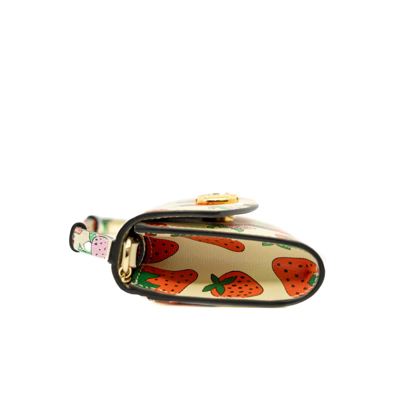 gucci strawberry bag woc