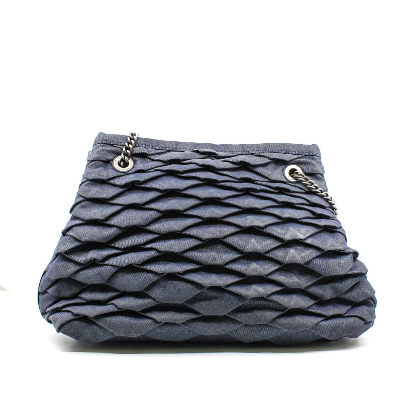 Medium CC Shopping Scale Effect Denim Tote PHW Seri 22