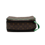 thumbnail Dopp kit in borneo green monogram