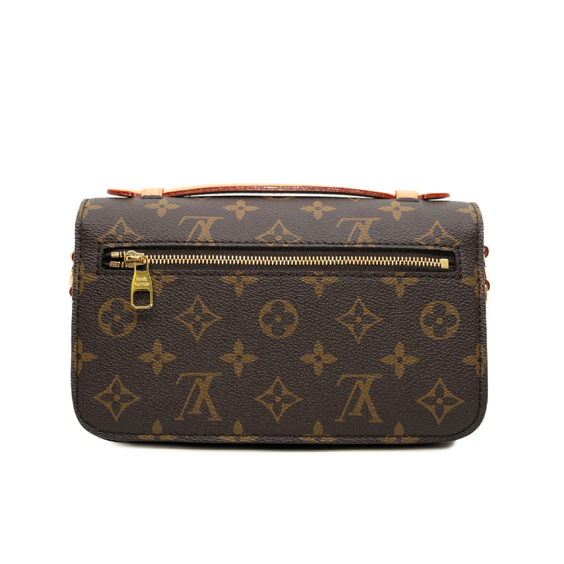 Pochette Métis East West in Monogram GHW