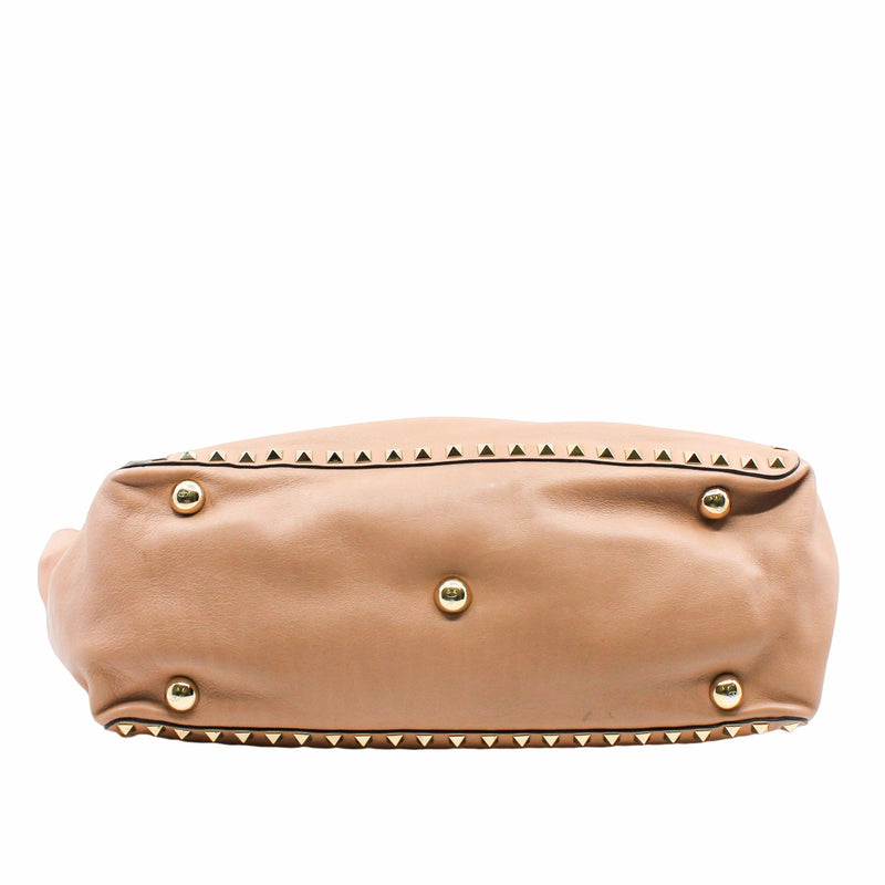 Garavani Rockstud Tote Leather Beige - L'UXE LINK