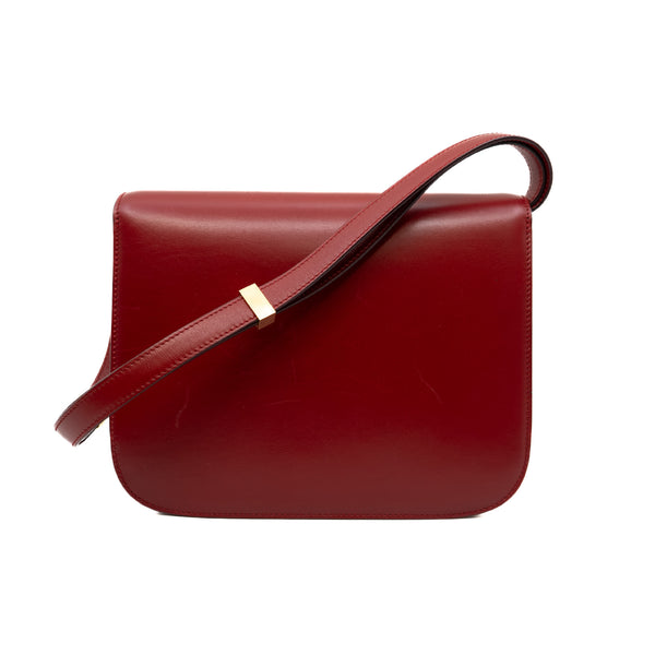 medium box in red ghw