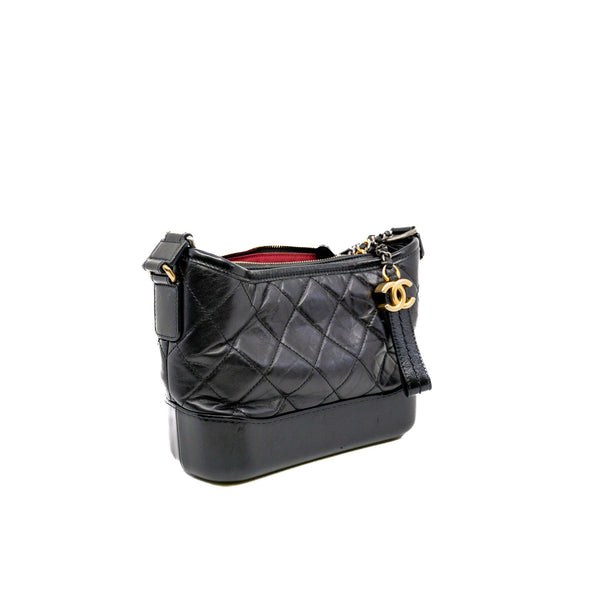 Small Gabrielle Hobo in black calfskin PHW