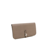 thumbnail dogon wallet in evercolor grey phw A stamp