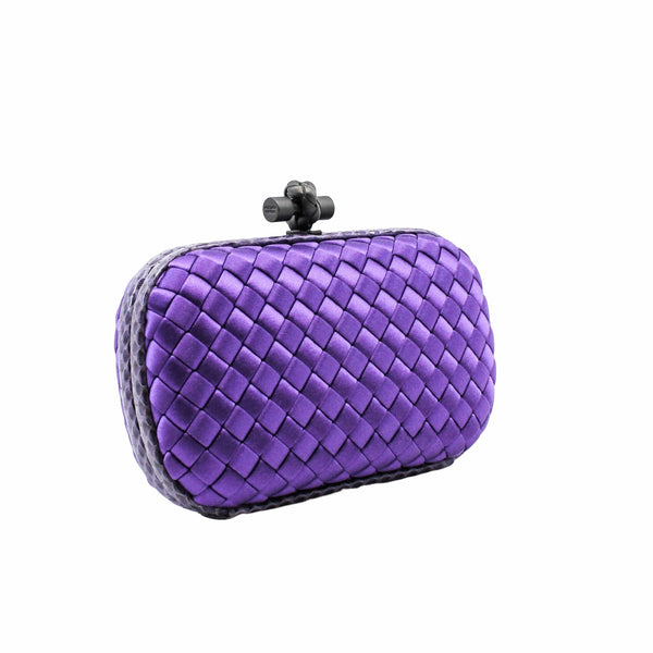 purple wallet