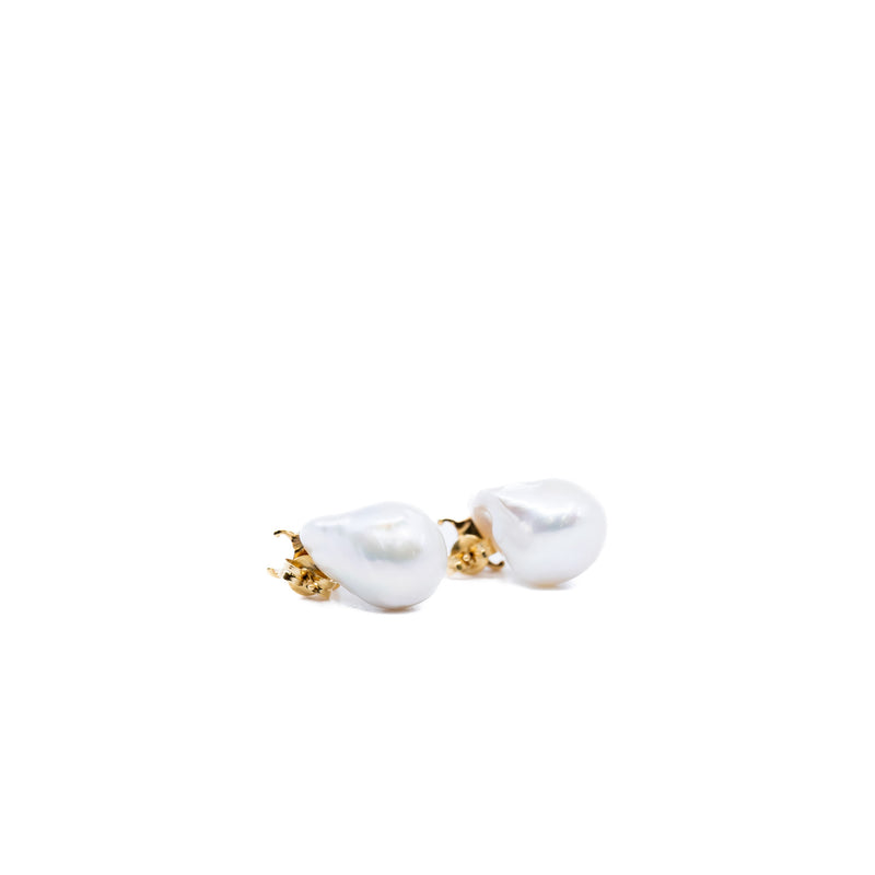 celine triomphe pearl pandent earring with x in ghw - L'UXE LINK