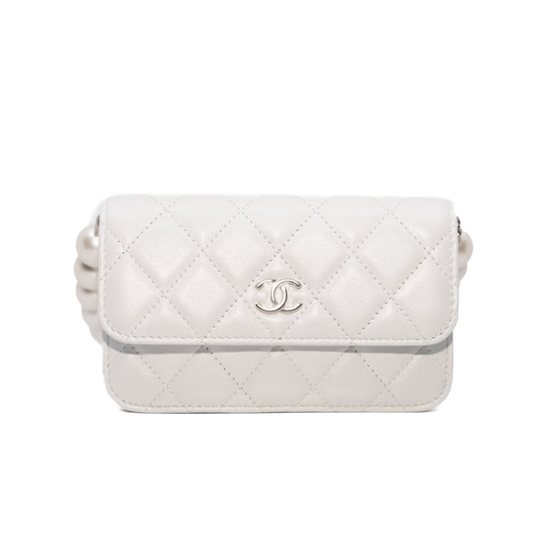 small flap bag with pearl chain in lambskin pearl white phw seri 31