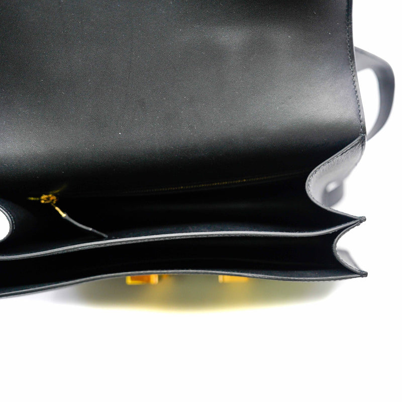 constance 24 in epsom black ghw T stamp