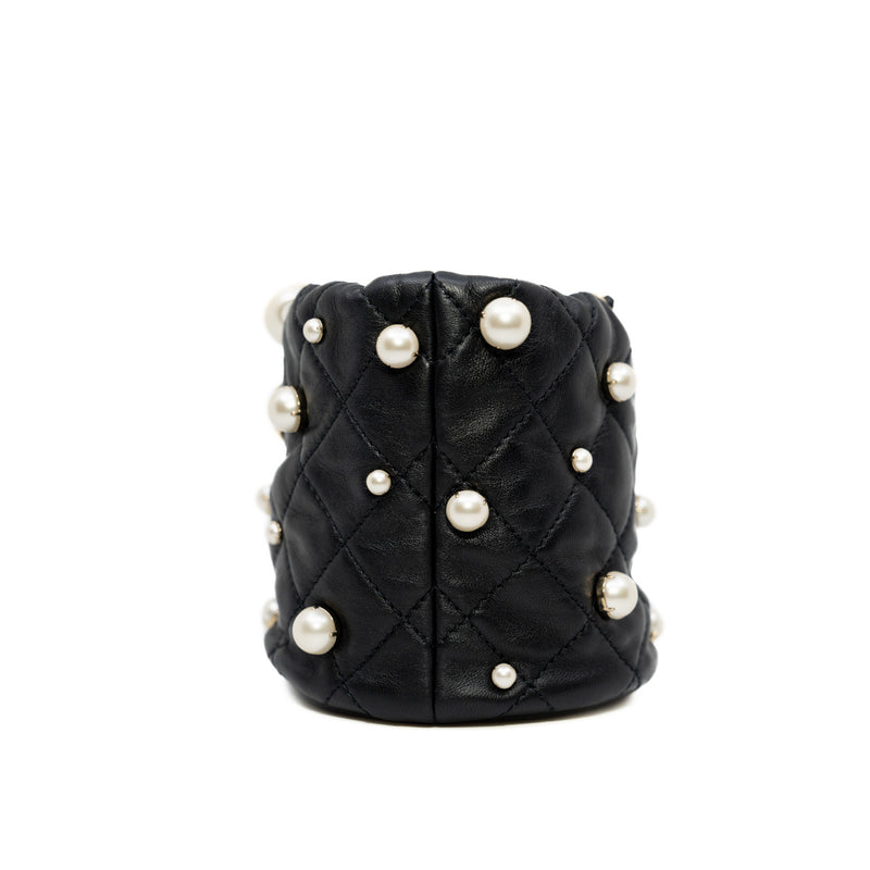 mini limited bucket chain bag with pearl in leather black ghw seri 31