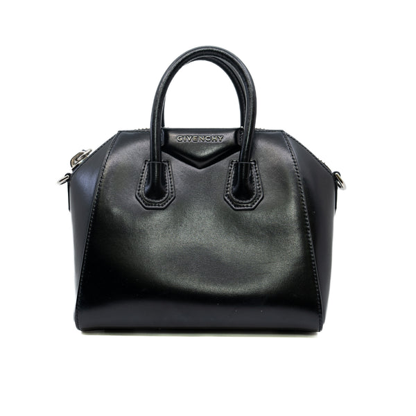 antigona bags in black box leather phw