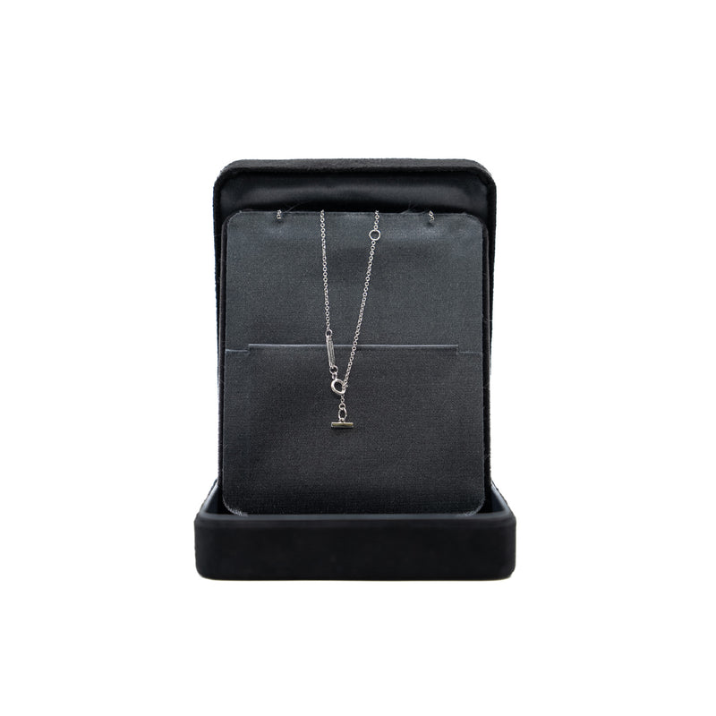 T-Toe open necklace in  horizontal blue diamonds bar 18kwg