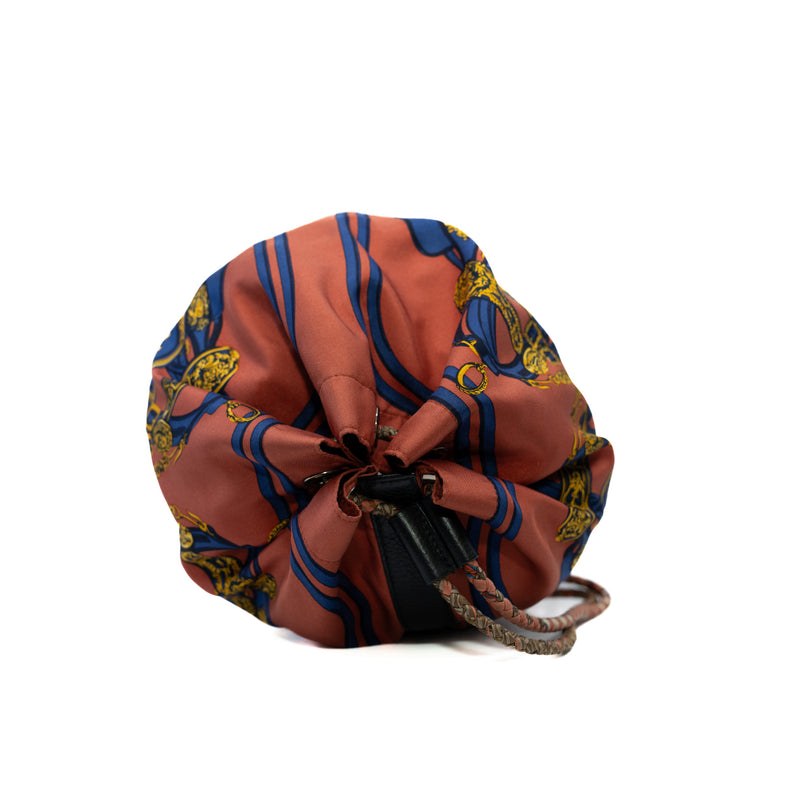 Sac Soie Cool 22 Drawstring Silk Backpack Bucket Bag Square Q Stamp