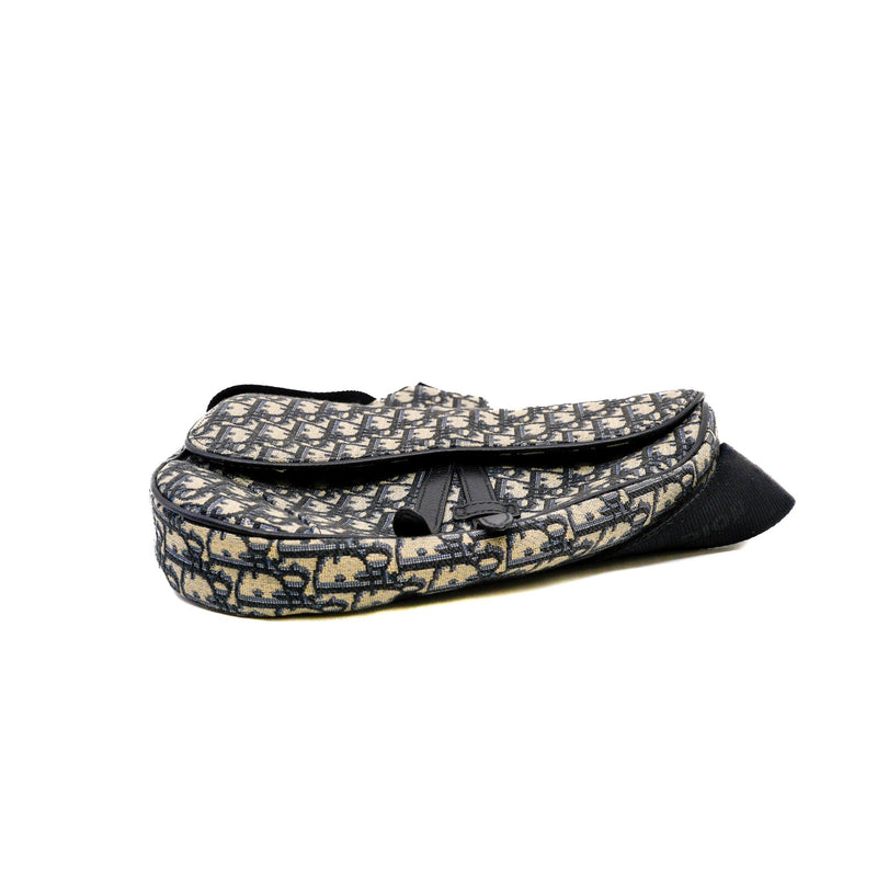 saddle bag with strap in Black Dior Oblique Jacquard fabric