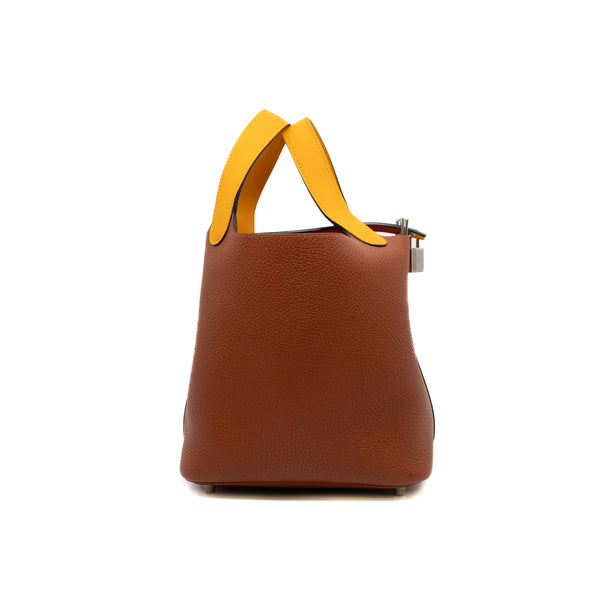 picotin 18 in brown&yellow tc A stamp phw