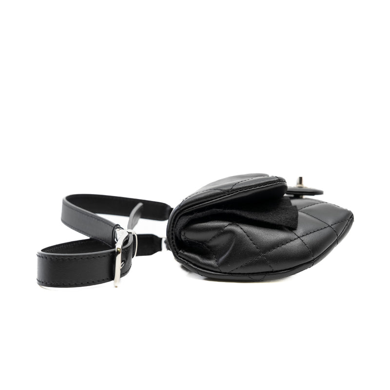 belt bag in black lambskin phw
