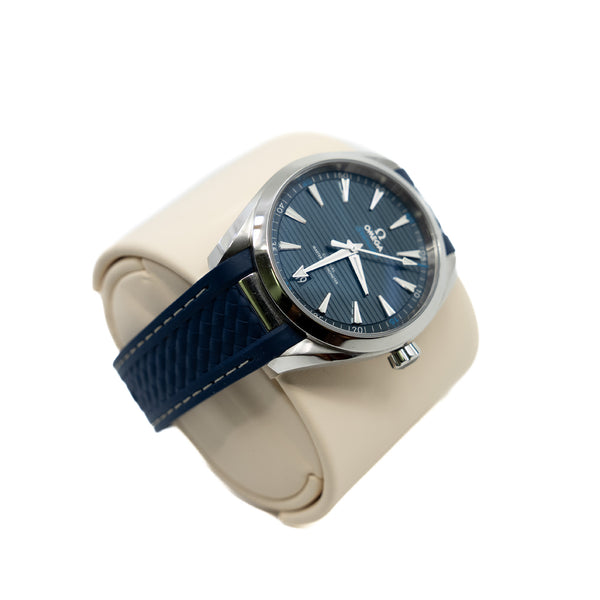 Seamaster Aqua Terra 150M with steel and rubber strap in blue phw 2017 41mm