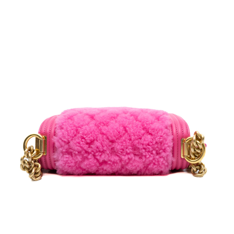 leboy curved messenger bag in fur leather pink ghw #X0N0xxxx