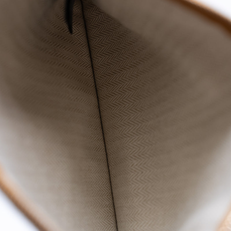 flat H natte case,large model in cognac fabric