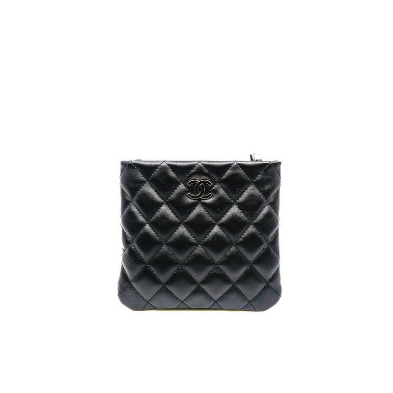 quilted crossbody bag in black lambskin phw seri29