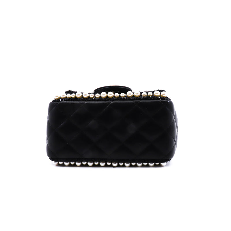 Mini Square Black Pearl And Chains Lambskin Quilted Flap Bag GHW Seri 30 - L'UXE LINK