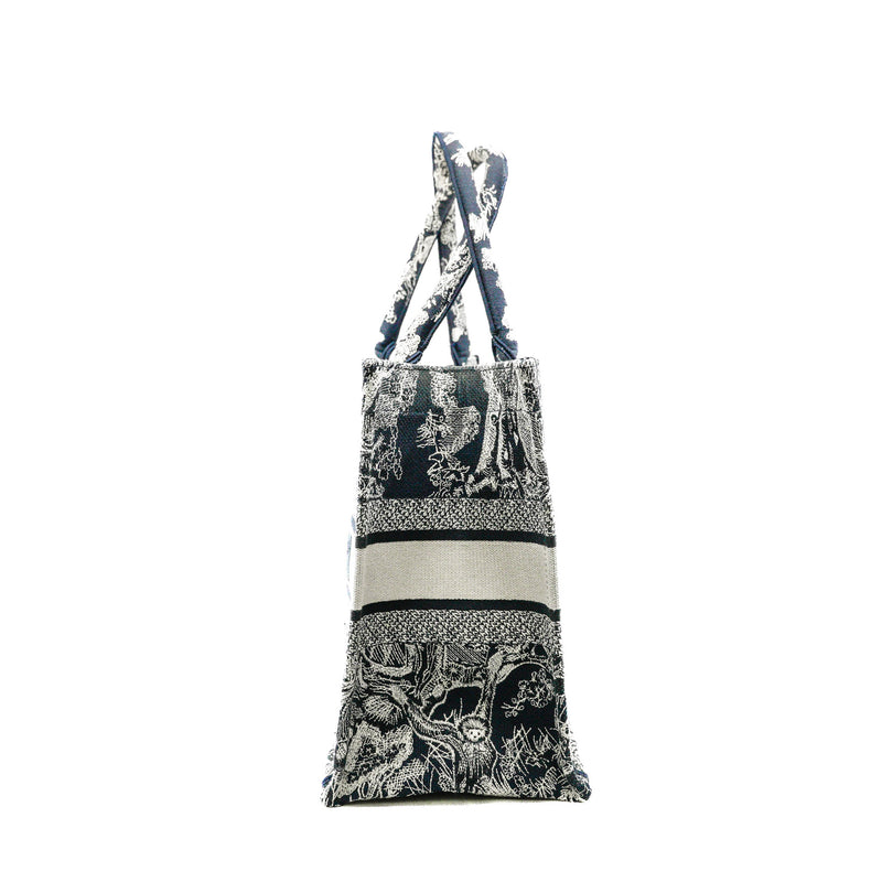 Medium Toile De Jouy Book Tote Bag In Blue/White Canvas - L'UXE LINK