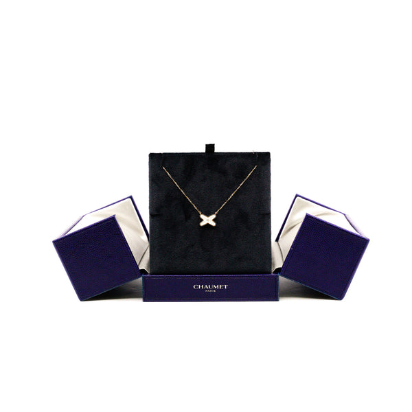 Jeux de Liens Pendant In 18k Rose Gold/Mother-of-Pearl/Diamond Necklace - L'UXE LINK