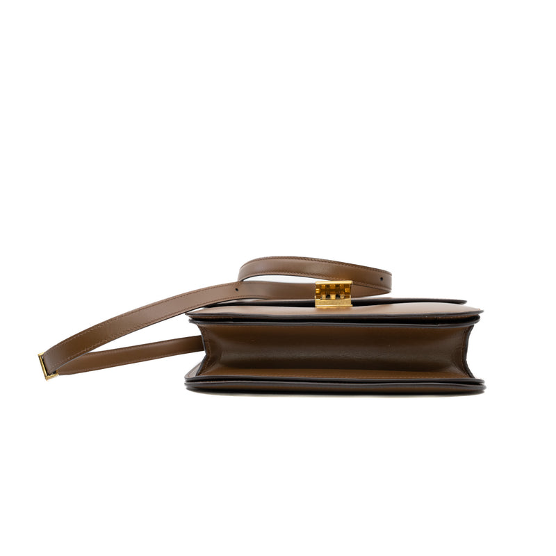 Medium Camel Classic Box In Calfskin Leather Bag GHW - Nearly New 95%