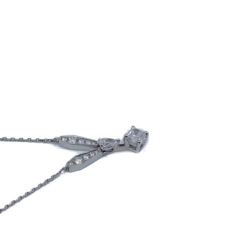 diamond shape pandent diamond necklace in 18k wg