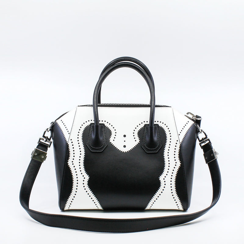 Medium Antigona In Black/White Calfskin Handbag PHW - L'UXE LINK